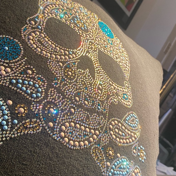 Swarovski Crystal Pearl Large Skull Statement Pillow - Picture 5 of 8